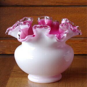 Vintage Fenton Peach Crest Vase 4" Ruffled Pink and Clear Glass Vase, Pi…
